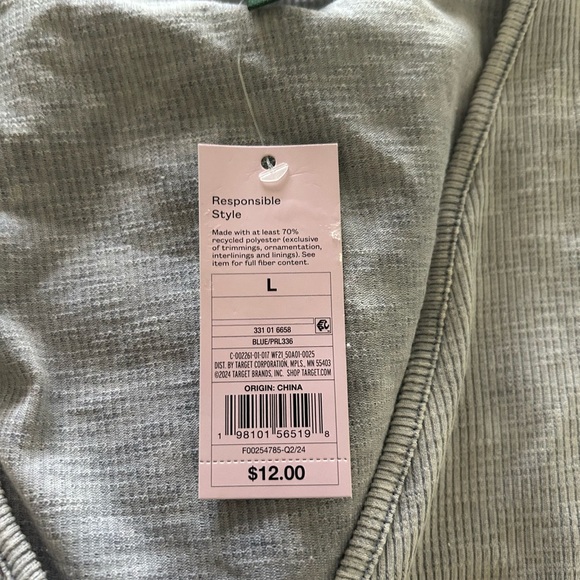 Wild Fable Gray V-Neck Ribbed cropped Women's Top size L NWT - Picture 4 of 4